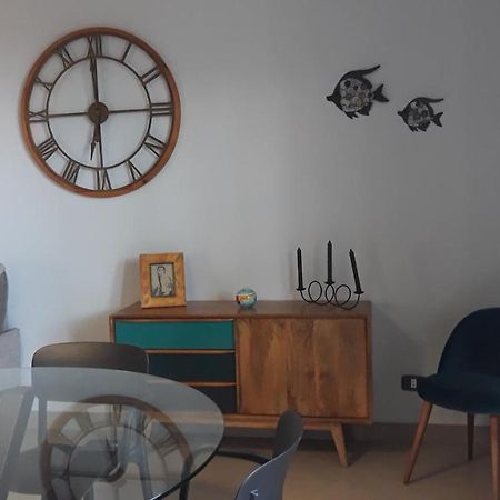 Ze-Vi Home Santa Flavia Exteriör bild